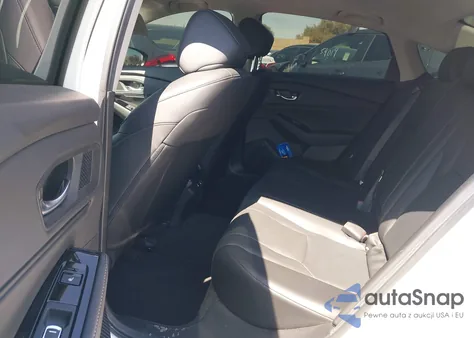 2024 Honda Accord Hybrid Touring z USA, uszkodzony, nr VIN 1HGCY2F83RA004843